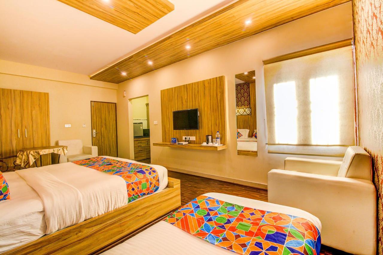 Fabhotel Grand Savoury Suites Frazer Town Bangalore Exterior photo